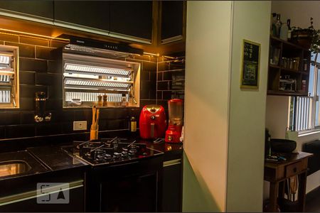 Apartamento à venda com 109m², 2 quartos e sem vaga Apartamento à venda com 109m², 2 quartos e sem vagaCozinha