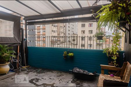 Apartamento à venda com 109m², 2 quartos e sem vaga Apartamento à venda com 109m², 2 quartos e sem vagaVaranda