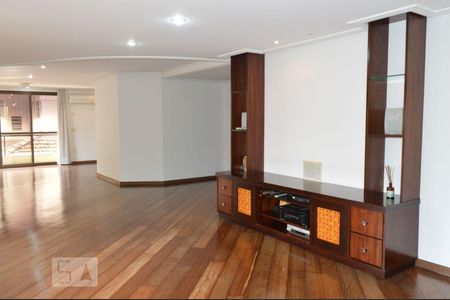 Sala de apartamento para alugar com 4 quartos, 300m² em Boa Viagem, Niterói