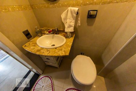 Apartamento à venda com 210m², 3 quartos e 2 vagasLavabo