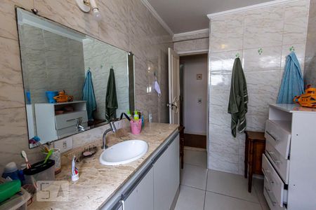 Apartamento à venda com 210m², 3 quartos e 2 vagasBanheiro