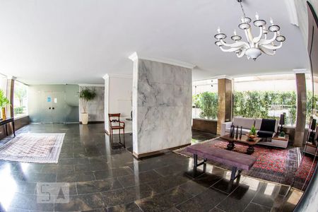 Apartamento à venda com 210m², 3 quartos e 2 vagasHall de entrada