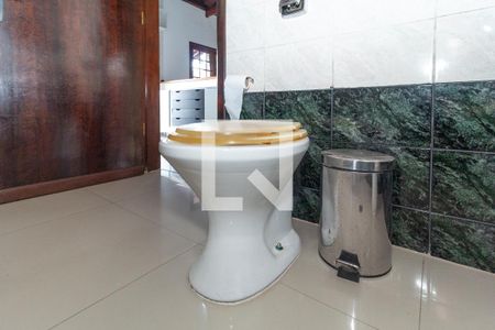 Casa à venda com 180m², 3 quartos e 1 vagaBanheiro 2