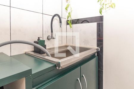 Casa à venda com 180m², 3 quartos e 1 vagaÁrea de Serviço