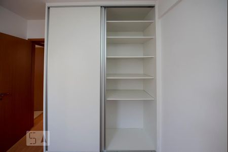 quarto de apartamento à venda com 2 quartos, 65m² em Coração de Jesus, Belo Horizonte