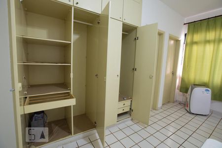 Kitnet - armário de kitnet/studio para alugar com 1 quarto, 44m² em Centro, Ribeirão Preto