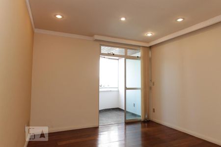 Sala de apartamento para alugar com 3 quartos, 70m² em Serra, Belo Horizonte