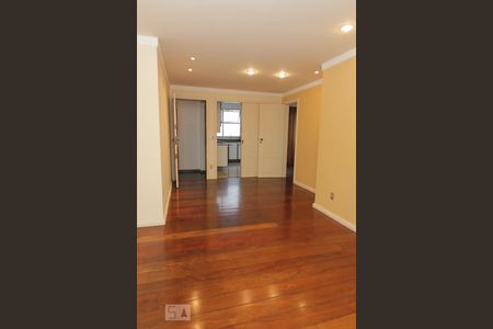 Sala de apartamento para alugar com 3 quartos, 70m² em Serra, Belo Horizonte