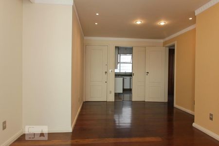 Sala de apartamento para alugar com 3 quartos, 70m² em Serra, Belo Horizonte