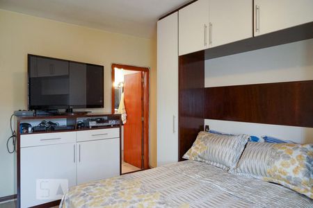 Casa à venda com 200m², 3 quartos e 2 vagas Casa à venda com 200m², 3 quartos e 2 vagasSuíte 1