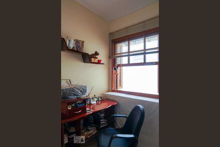 Casa à venda com 200m², 3 quartos e 2 vagas Casa à venda com 200m², 3 quartos e 2 vagasQuarto 3