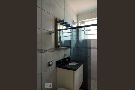 Casa à venda com 200m², 3 quartos e 2 vagas Casa à venda com 200m², 3 quartos e 2 vagasBanheiro da Suíte 2