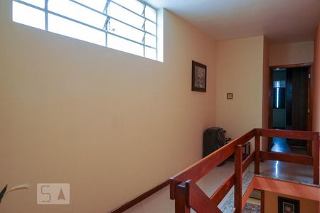 Casa à venda com 200m², 3 quartos e 2 vagas Casa à venda com 200m², 3 quartos e 2 vagasCorredor