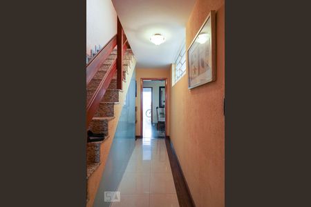 Corredor de casa à venda com 3 quartos, 200m² em Perdizes, São Paulo