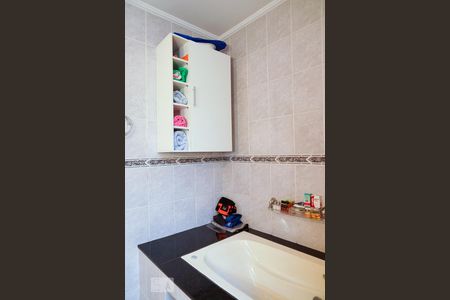 Casa à venda com 200m², 3 quartos e 2 vagas Casa à venda com 200m², 3 quartos e 2 vagasBanheiro da Suíte 1