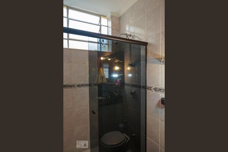 Casa à venda com 200m², 3 quartos e 2 vagas Casa à venda com 200m², 3 quartos e 2 vagasBanheiro da Suíte 1