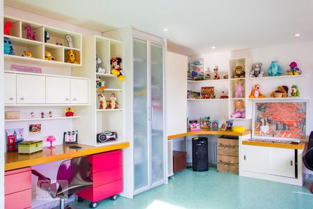 Apartamento à venda com 414m², 5 quartos e 4 vagas Apartamento à venda com 414m², 5 quartos e 4 vagasSalão de Festas