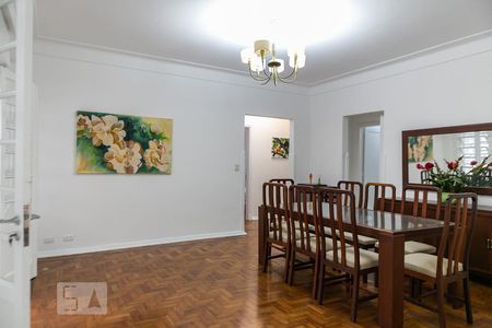 Sala de apartamento para alugar com 3 quartos, 165m² em Gonzaga, Santos