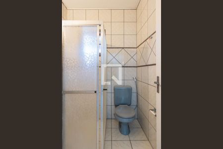 Casa à venda com 356m², 5 quartos e 4 vagas Casa à venda com 356m², 5 quartos e 4 vagasBanheiro Social 2