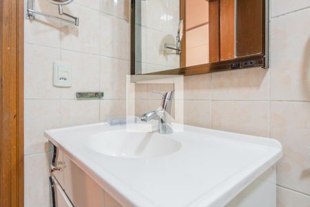 Casa à venda com 356m², 5 quartos e 4 vagas Casa à venda com 356m², 5 quartos e 4 vagasBanheiro Social 1