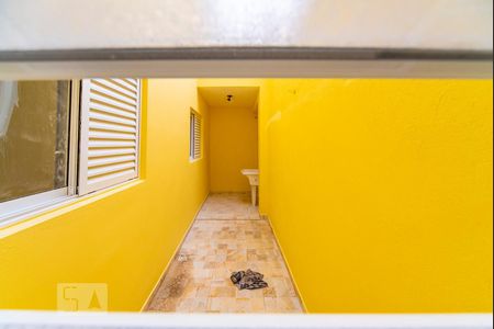 Vista da Sala e Cozinha  de casa para alugar com 2 quartos, 50m² em Vila Pires, Santo André