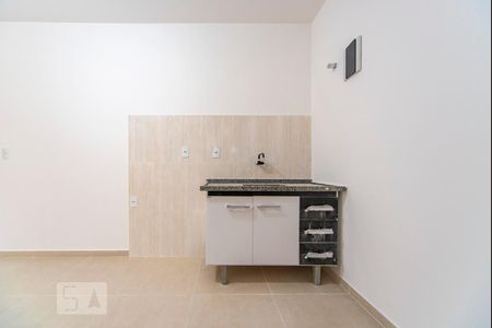 Gabinete de casa para alugar com 2 quartos, 50m² em Vila Pires, Santo André