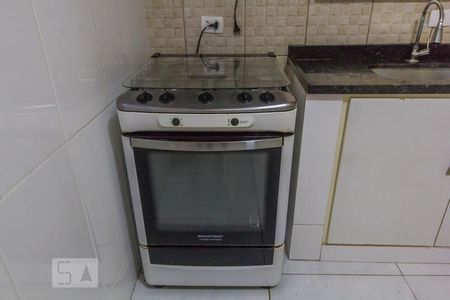 Casa à venda com 115m², 3 quartos e 2 vagasCozinha detalhe Fogão