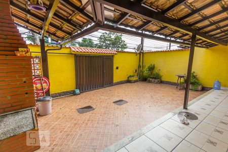 Casa à venda com 115m², 3 quartos e 2 vagasChurrasqueira