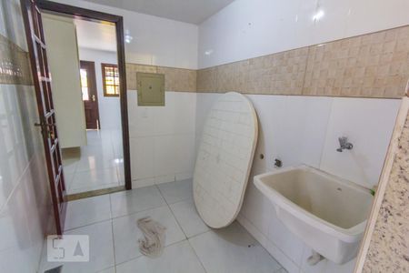Casa à venda com 115m², 3 quartos e 2 vagasÁrea de Serviço