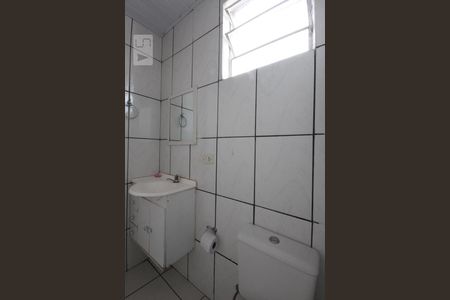 Banheiro de casa para alugar com 1 quarto, 40m² em Vila Sônia, São Paulo