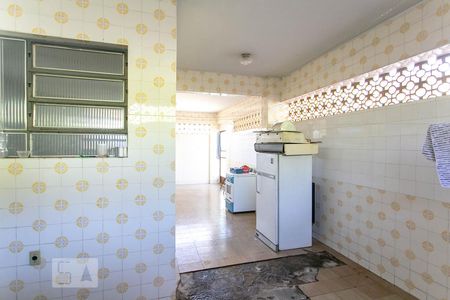 Casa à venda com 480m², 4 quartos e 12 vagas Casa à venda com 480m², 4 quartos e 12 vagasÁrea de Serviço