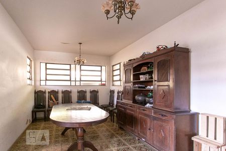 Casa à venda com 480m², 4 quartos e 12 vagas Casa à venda com 480m², 4 quartos e 12 vagasCopa