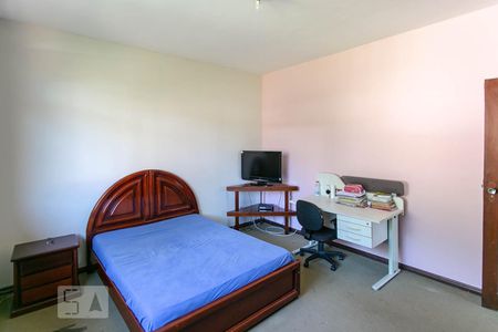 Casa à venda com 480m², 4 quartos e 12 vagas Casa à venda com 480m², 4 quartos e 12 vagasQuarto 2