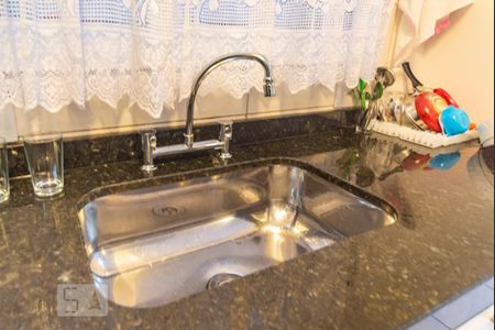 Casa à venda com 99m², 2 quartos e 2 vagasPia