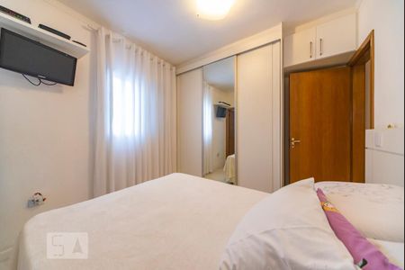 Casa à venda com 99m², 2 quartos e 2 vagasQuarto 1