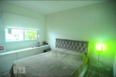 Casa de condomínio à venda com 64m², 2 quartos e 2 vagasQuarto