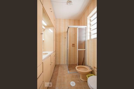 Casa à venda com 342m², 3 quartos e 2 vagasBanheiro da Suite