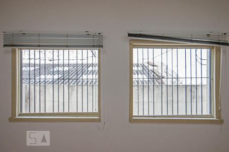 Casa à venda com 342m², 3 quartos e 2 vagasJanelas do Quarto 2