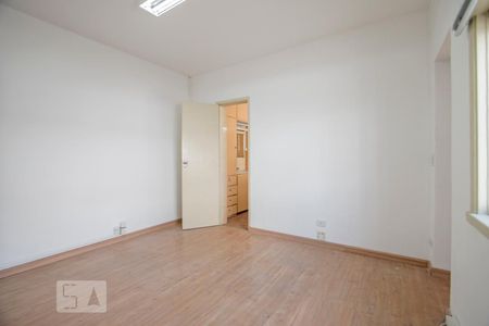 Casa à venda com 342m², 3 quartos e 2 vagasSuite