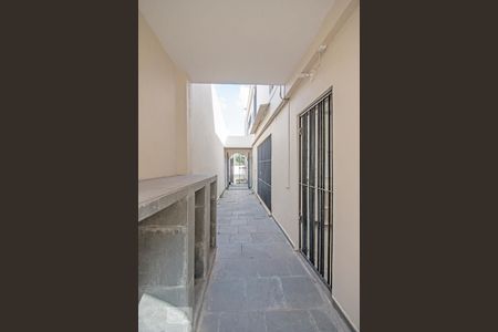 Casa à venda com 342m², 3 quartos e 2 vagasCorredor Lateral