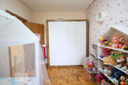 Casa à venda com 145m², 3 quartos e 4 vagas Casa à venda com 145m², 3 quartos e 4 vagasQuarto 2