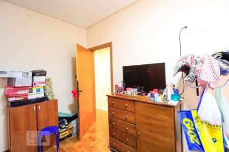 Casa à venda com 145m², 3 quartos e 4 vagas Casa à venda com 145m², 3 quartos e 4 vagasQuarto 3