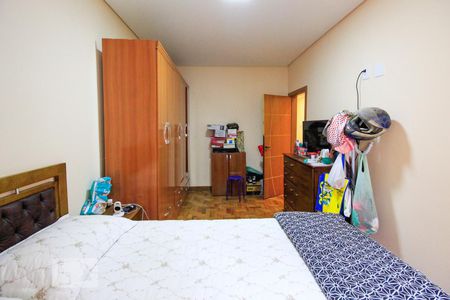 Casa à venda com 145m², 3 quartos e 4 vagas Casa à venda com 145m², 3 quartos e 4 vagasQuarto 3