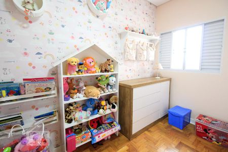 Casa à venda com 145m², 3 quartos e 4 vagas Casa à venda com 145m², 3 quartos e 4 vagasQuarto 2