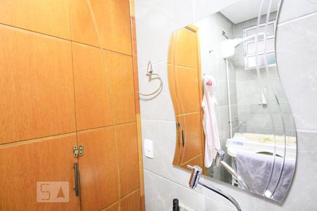 Casa à venda com 145m², 3 quartos e 4 vagas Casa à venda com 145m², 3 quartos e 4 vagasLavabo