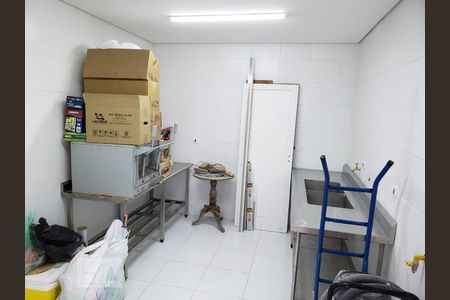 Casa à venda com 145m², 3 quartos e 4 vagas Casa à venda com 145m², 3 quartos e 4 vagasÁrea comum - Escritório andar de baixo