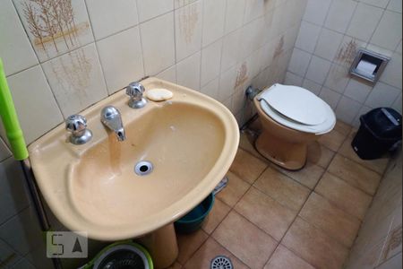 Casa à venda com 250m², 3 quartos e 6 vagasLavabo