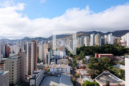 Sala de apartamento para alugar com 3 quartos, 100m² em Sion, Belo Horizonte