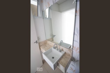 Lavabo de apartamento para alugar com 3 quartos, 160m² em Jardim Messina, Jundiaí