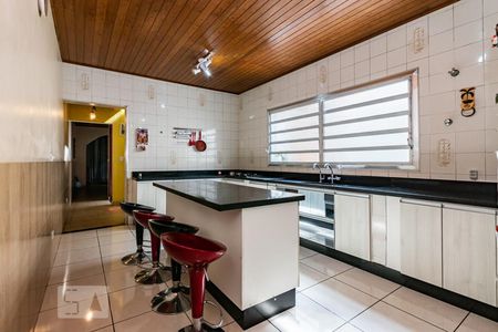 Casa à venda com 500m², 5 quartos e 3 vagas Casa à venda com 500m², 5 quartos e 3 vagasCozinha